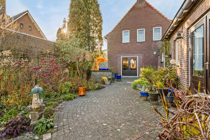 View photo 59 of Steenstraat 12