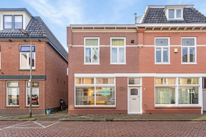 Bekijk foto 1 van Floris Schoutenstraat 4