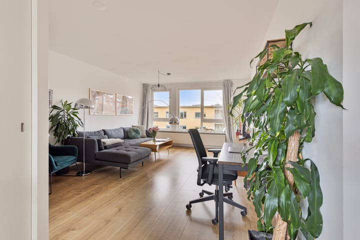 Foto 8 van J.C. van Epenstraat 89