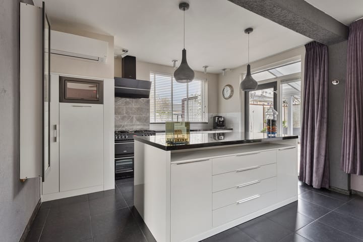 Foto 4 van Willem-Alexanderlaan 18