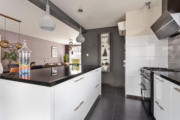 Foto 15 van Willem-Alexanderlaan 18