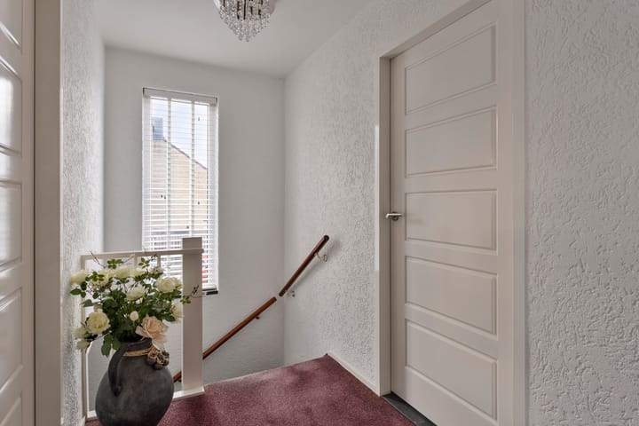 Foto 17 van Willem-Alexanderlaan 18