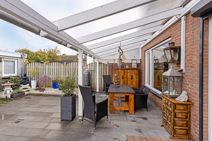 Foto 28 van Willem-Alexanderlaan 18