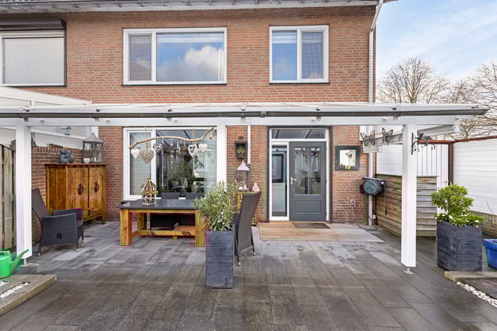 Foto 31 van Willem-Alexanderlaan 18