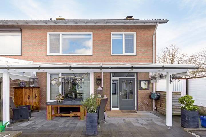 Foto 32 van Willem-Alexanderlaan 18