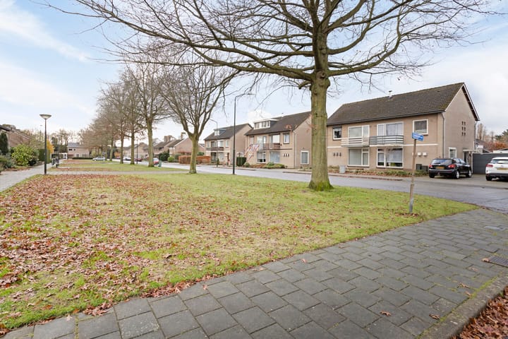 Foto 38 van Willem-Alexanderlaan 18