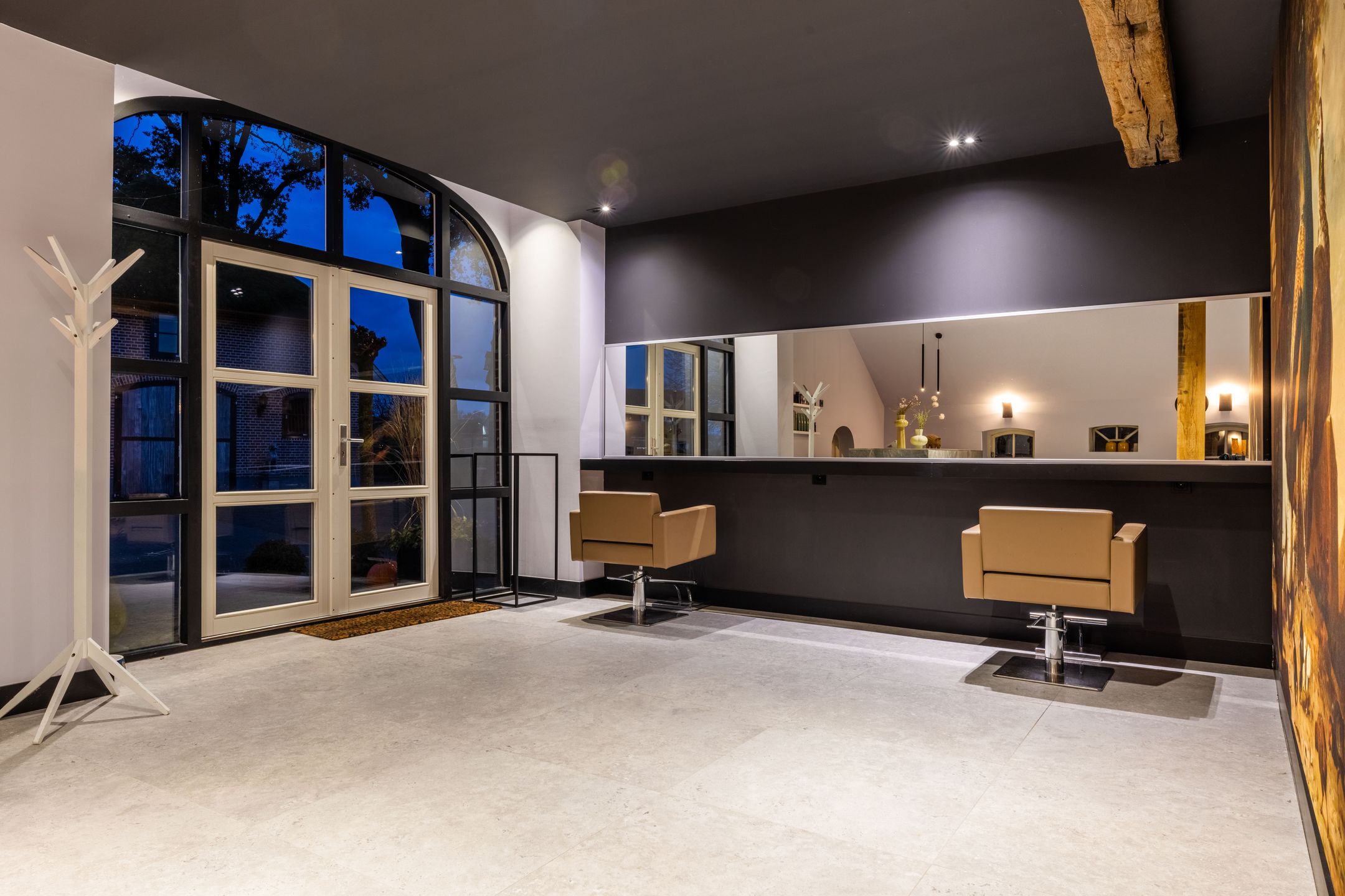 Foto 6 van Tolhutterweg 9