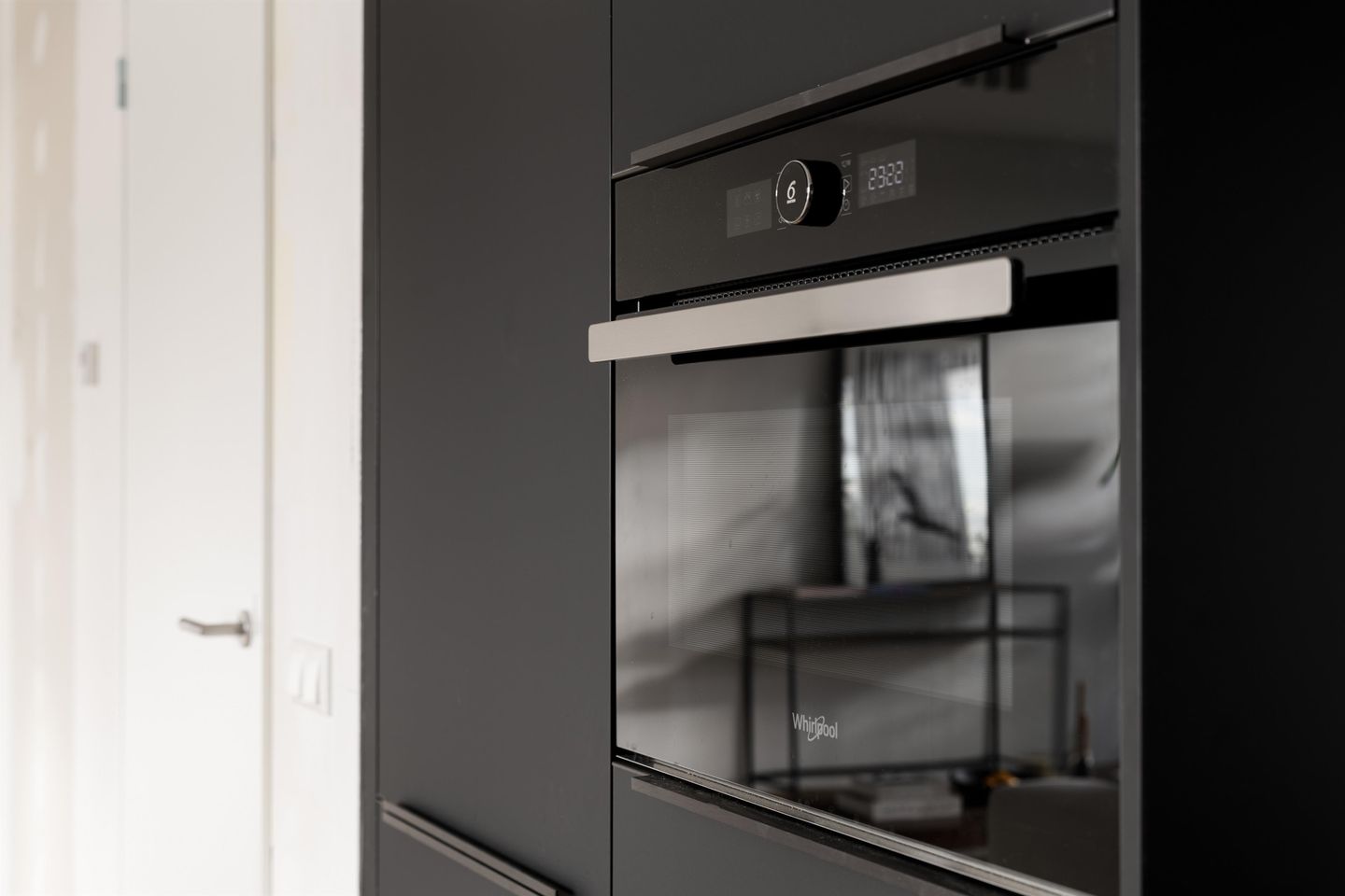 Foto 10 van E.J. Ruijgplein 56