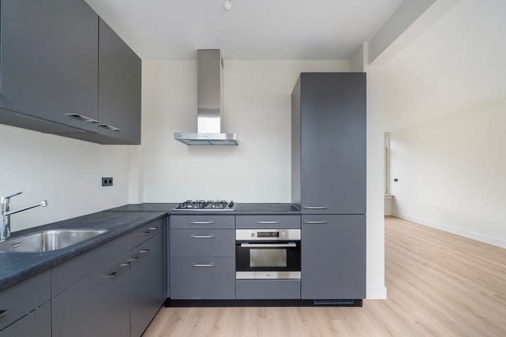 Foto 2 van Molièreweg 623