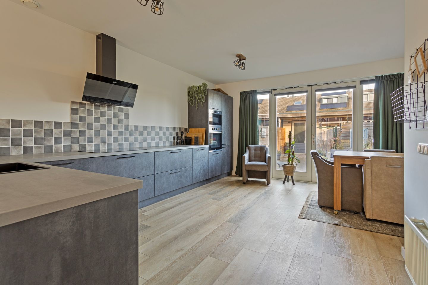 Foto 4 van Venusstraat 3