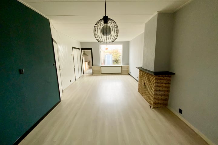 Bekijk foto 5 van van Ostadestraat 2