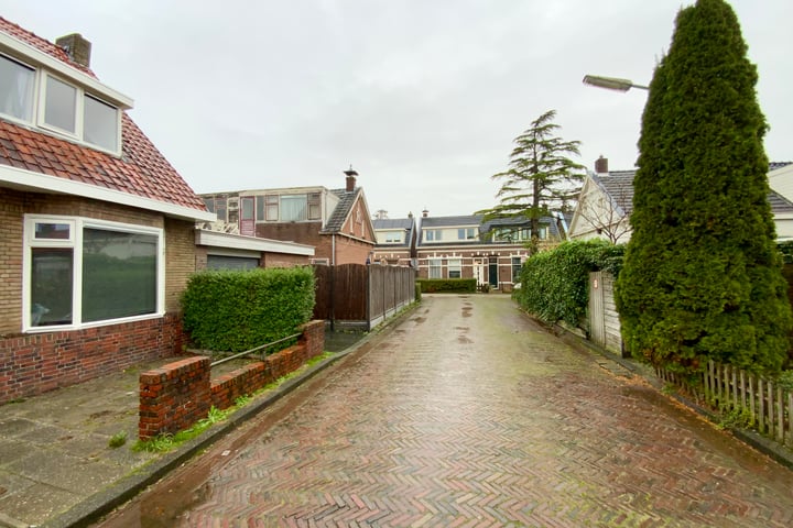 Bekijk foto 27 van van Ostadestraat 2