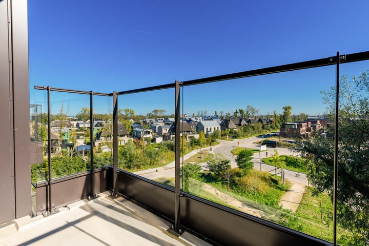 Photo 9 of E.J. Ruijgplein 70