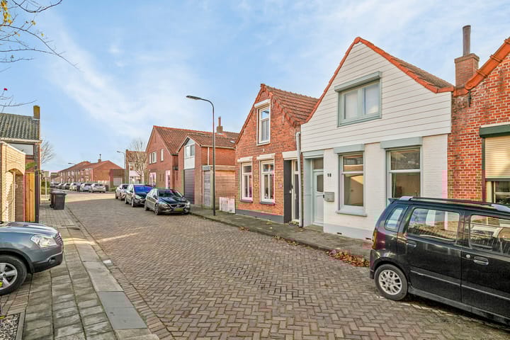 Foto 41 van Cureestraat 18