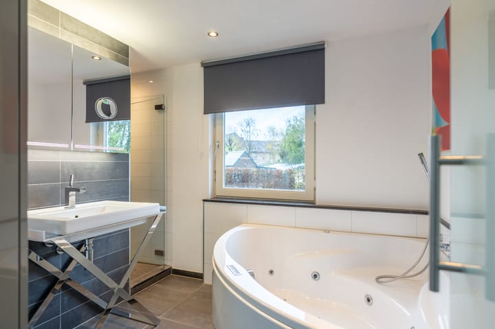 Foto 24 van Rijksweg 48