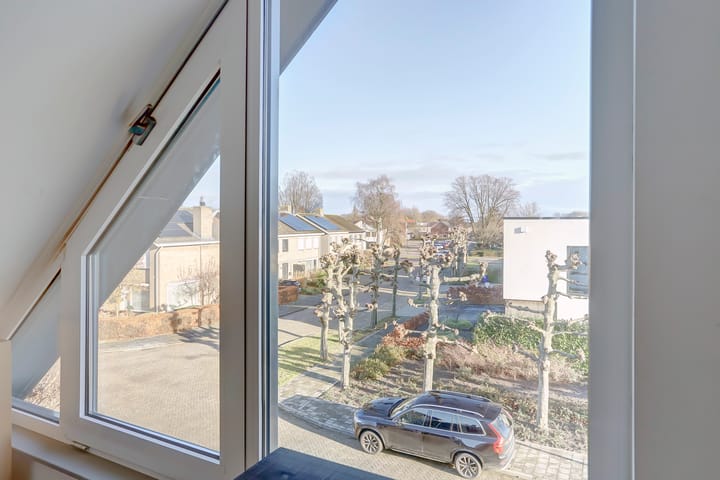 Foto 55 van Brahmsstraat 6