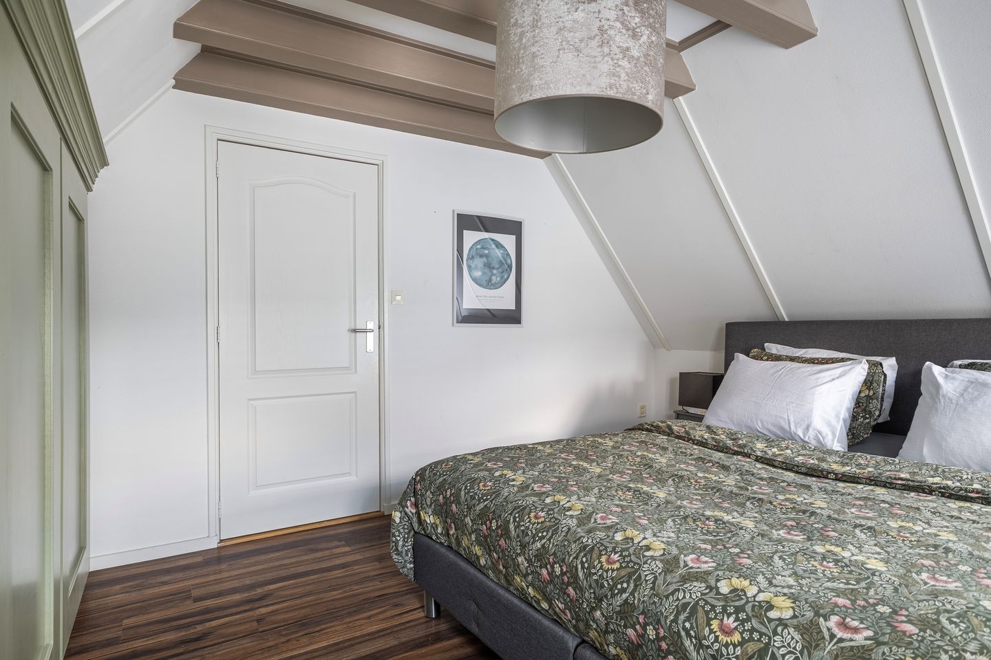 Foto 29 van Tsjillen 14