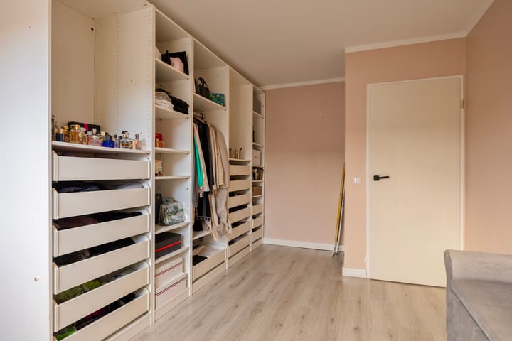 Foto 23 van Basaltstraat 48