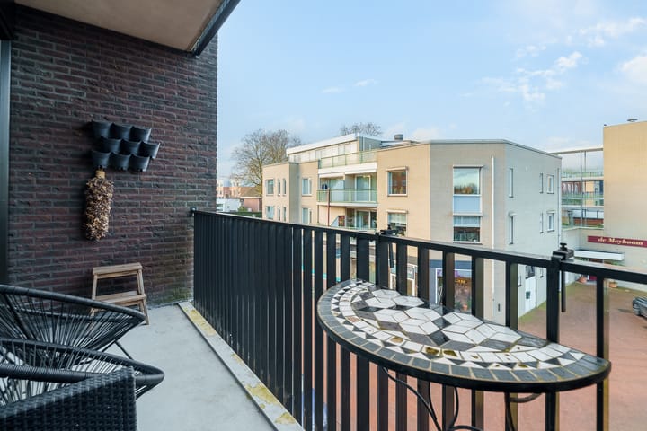 Foto 2 van Meyboomstraat 2-12