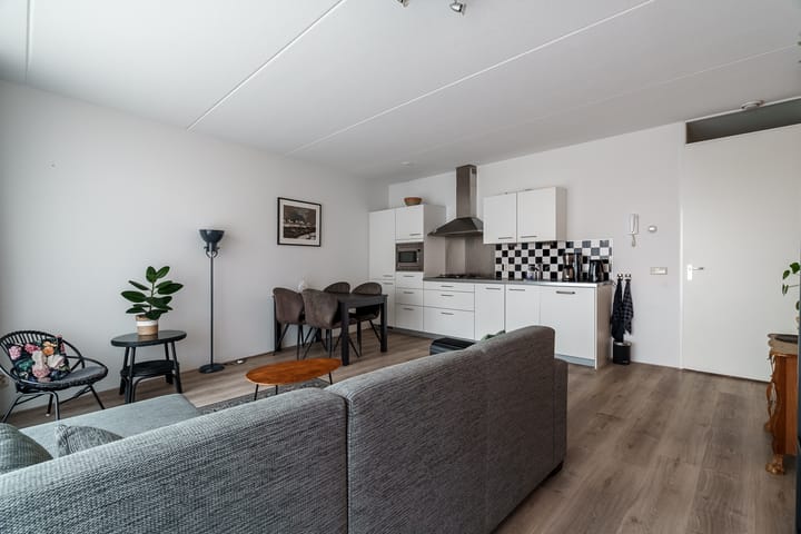 Foto 6 van Meyboomstraat 2-12