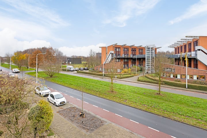 Bekijk foto 32 van Bijsterveldenlaan 362