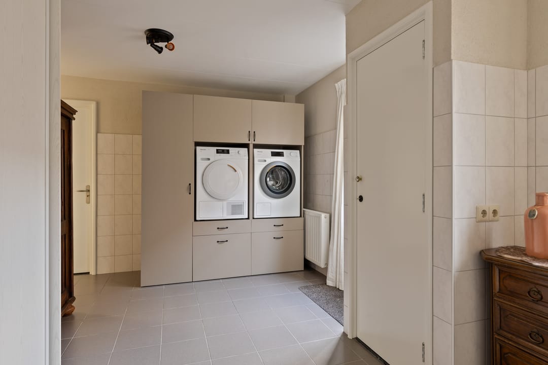 Foto 17 van Nieuwkuijksestraat 1