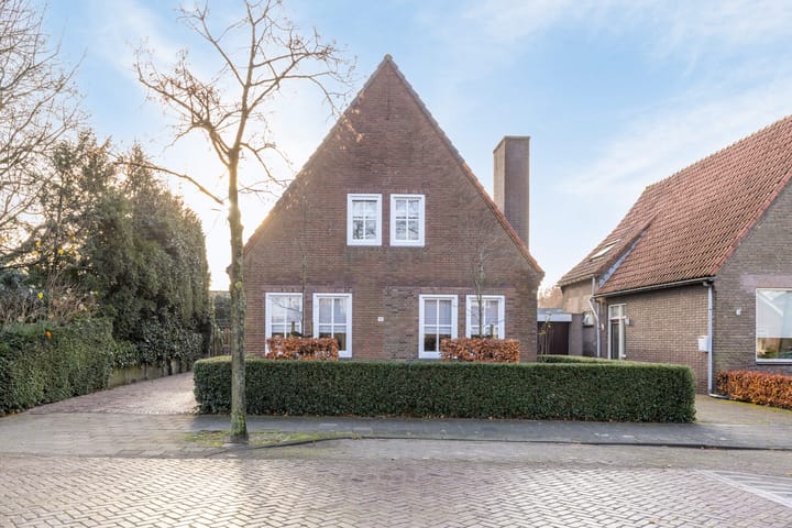 Foto 34 van Nieuwkuijksestraat 1