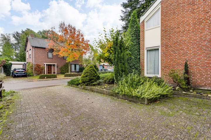 Photo 10 of Burgemeester Honéesingel 7