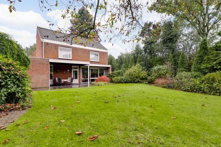 Photo 27 of Burgemeester Honéesingel 7