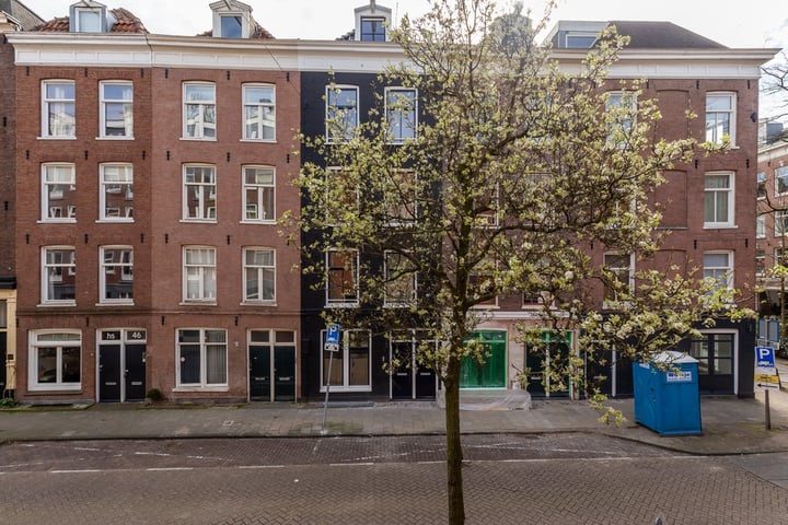 View photo 1 of Daniël Stalpertstraat 42-3