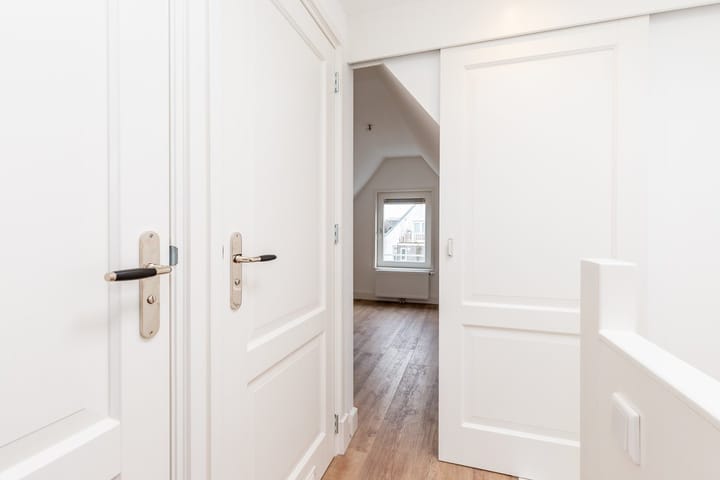 Photo 10 of Daniël Stalpertstraat 42-3