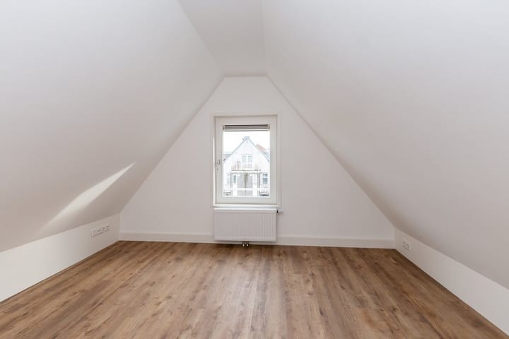 Photo 14 of Daniël Stalpertstraat 42-3