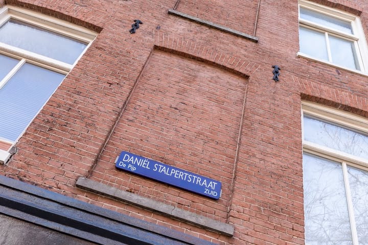 Photo 16 of Daniël Stalpertstraat 42-3