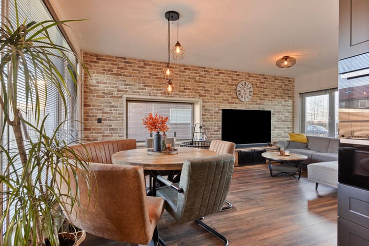 Foto 12 van Oranjeboomkade 16