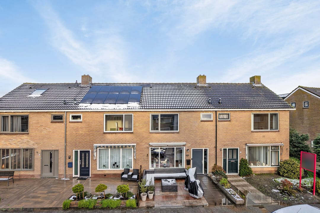 Photo 1 of Dokter Bloemstraat 48