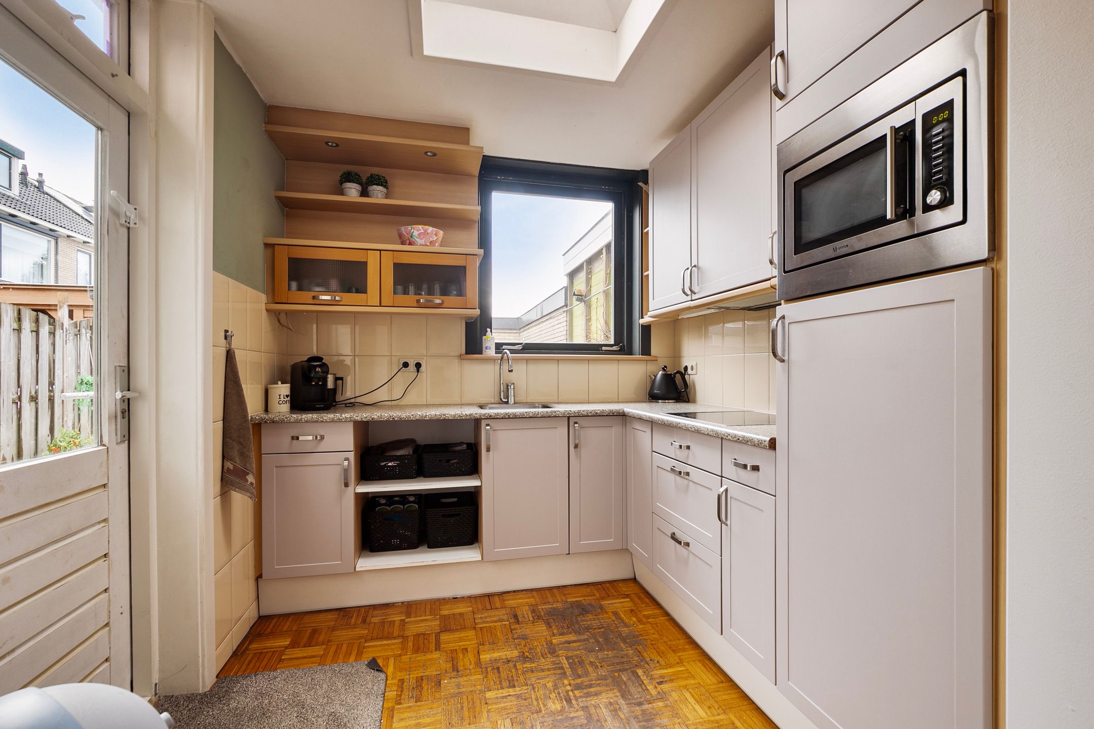 Photo 3 of Dokter Bloemstraat 48