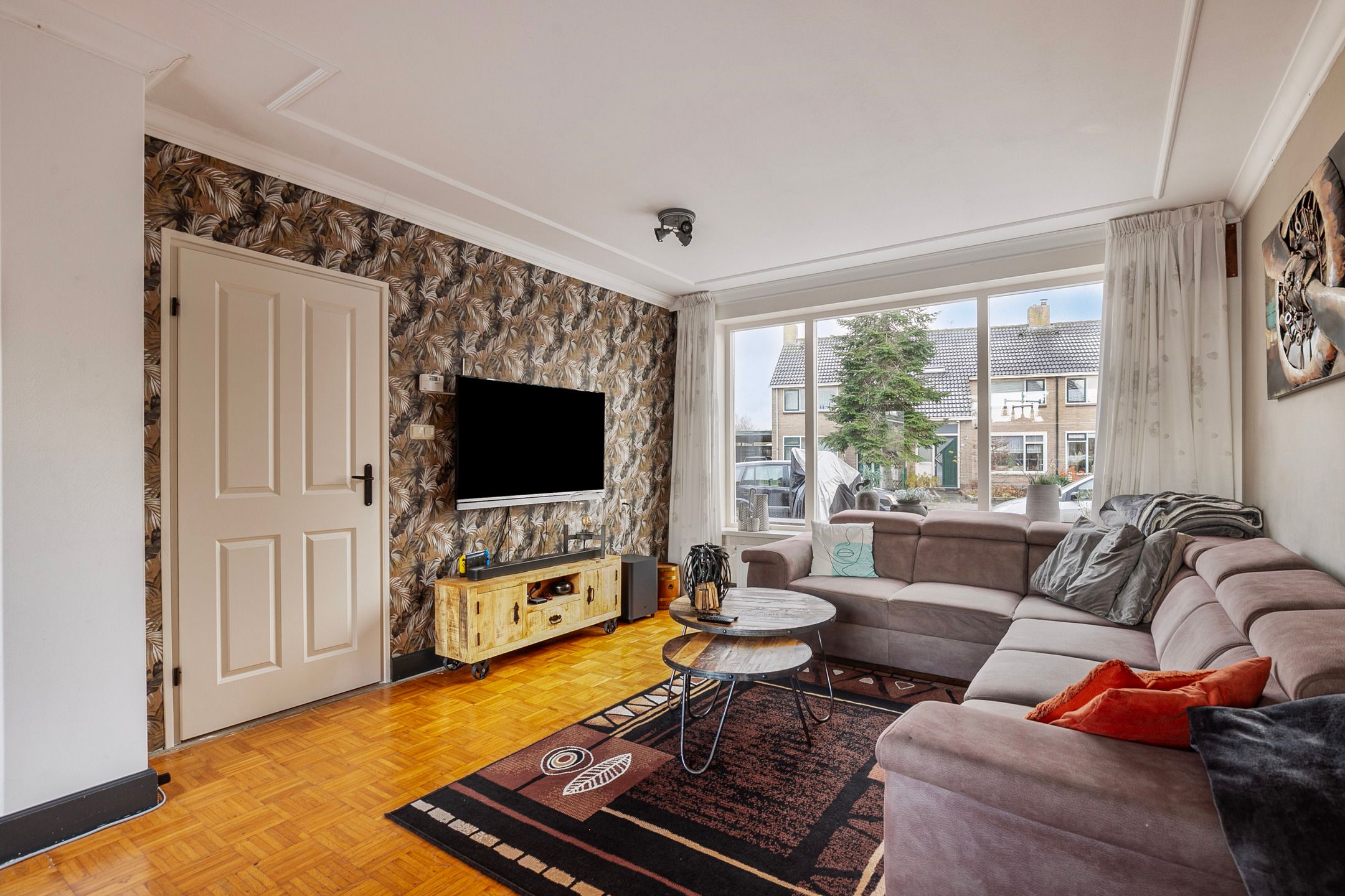 Photo 12 of Dokter Bloemstraat 48