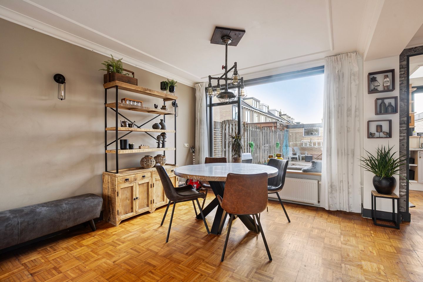 Photo 14 of Dokter Bloemstraat 48