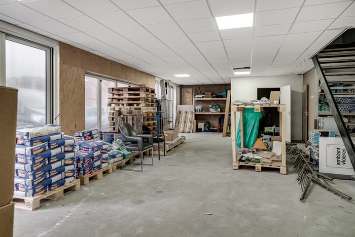 Photo 16 of Wilhelminastraat 116