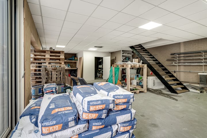 Photo 17 of Wilhelminastraat 116