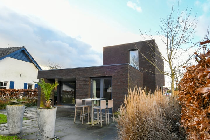 View photo 23 of Dorpsstraat 75