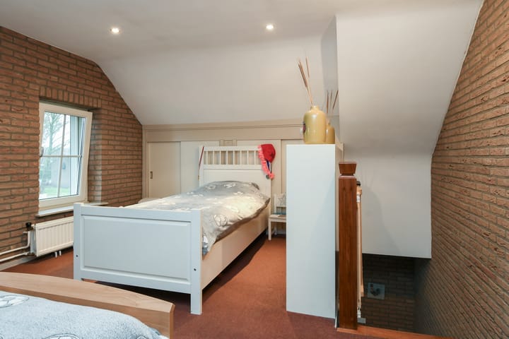 Foto 30 van Roggelsedijk 8