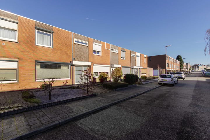 Foto 3 van Leienhoesstraat 21