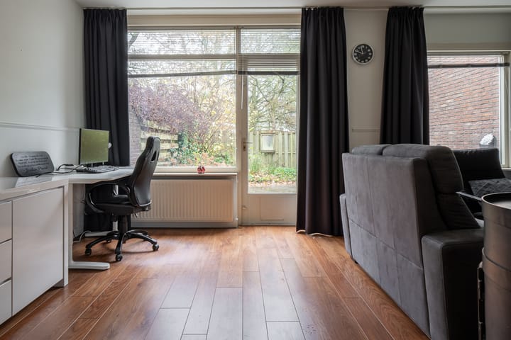 Photo 21 of Gerrit Peuscherstraat 225