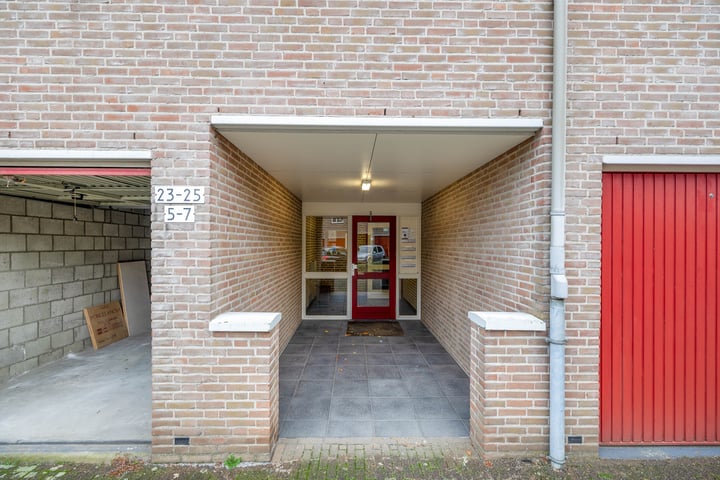 Bekijk foto 24 van Dokter Aletta Jacobsstraat 23