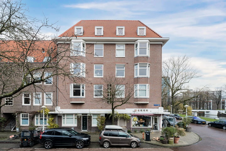 Bekijk foto 26 van Agamemnonstraat 65-1