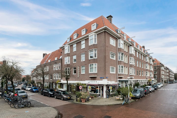 Bekijk foto 27 van Agamemnonstraat 65-1