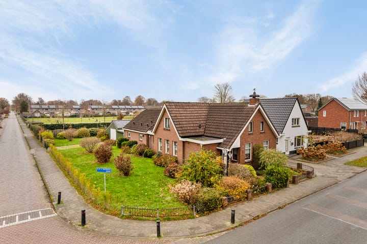 Foto 1 van Badstraat 1