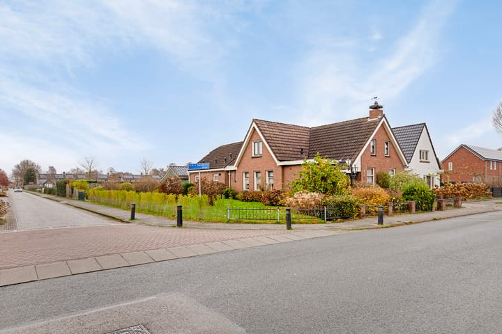 Foto 4 van Badstraat 1