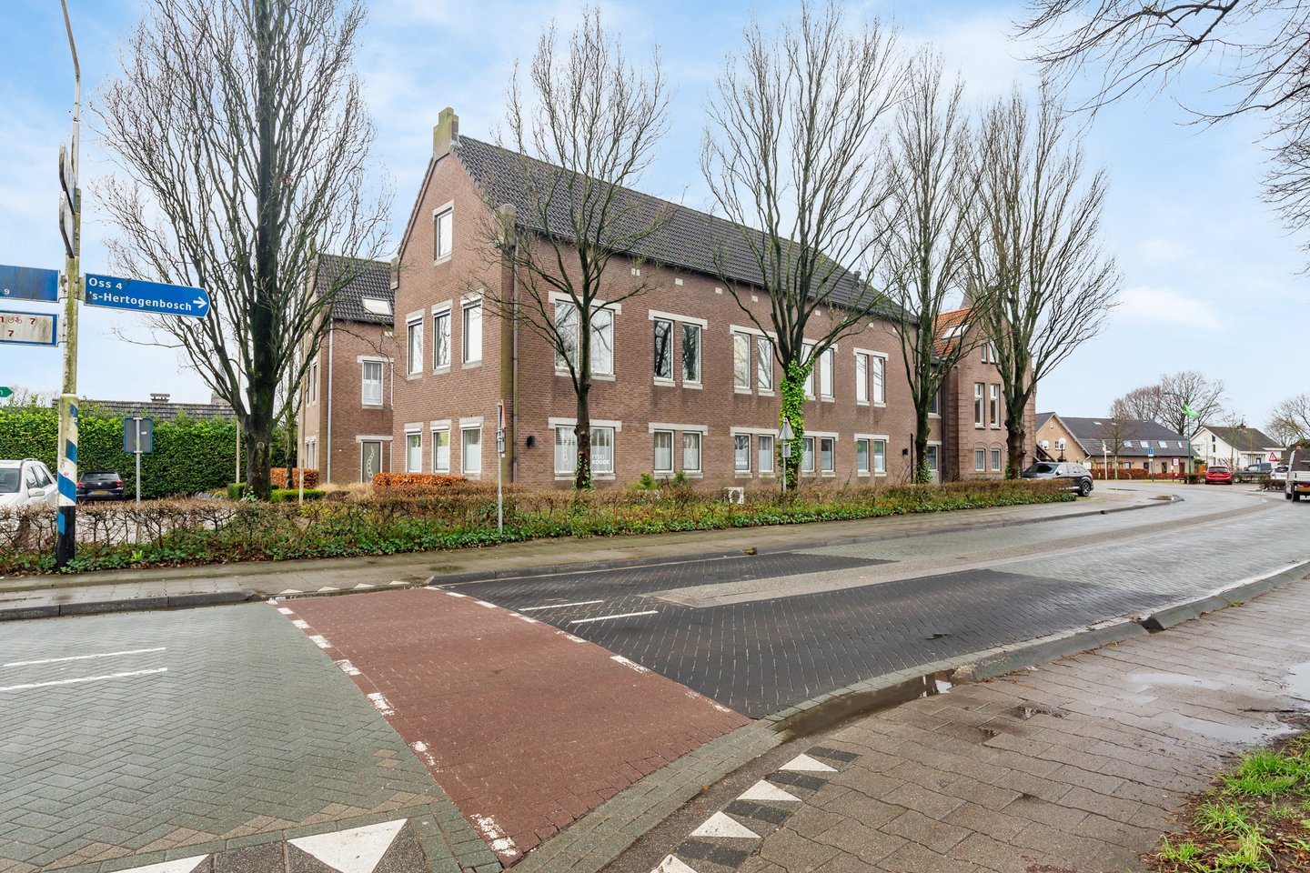 View photo 3 of Burgemeester van Erpstraat 4